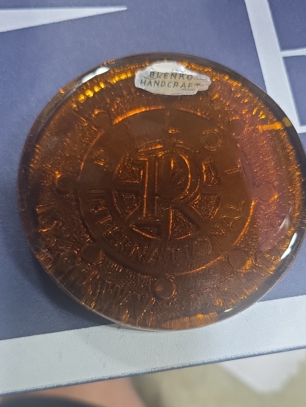 Blenko Glass Disc PILOT INTERNATIONAL 1983 Amber Embossed 4 3/8" Diameter